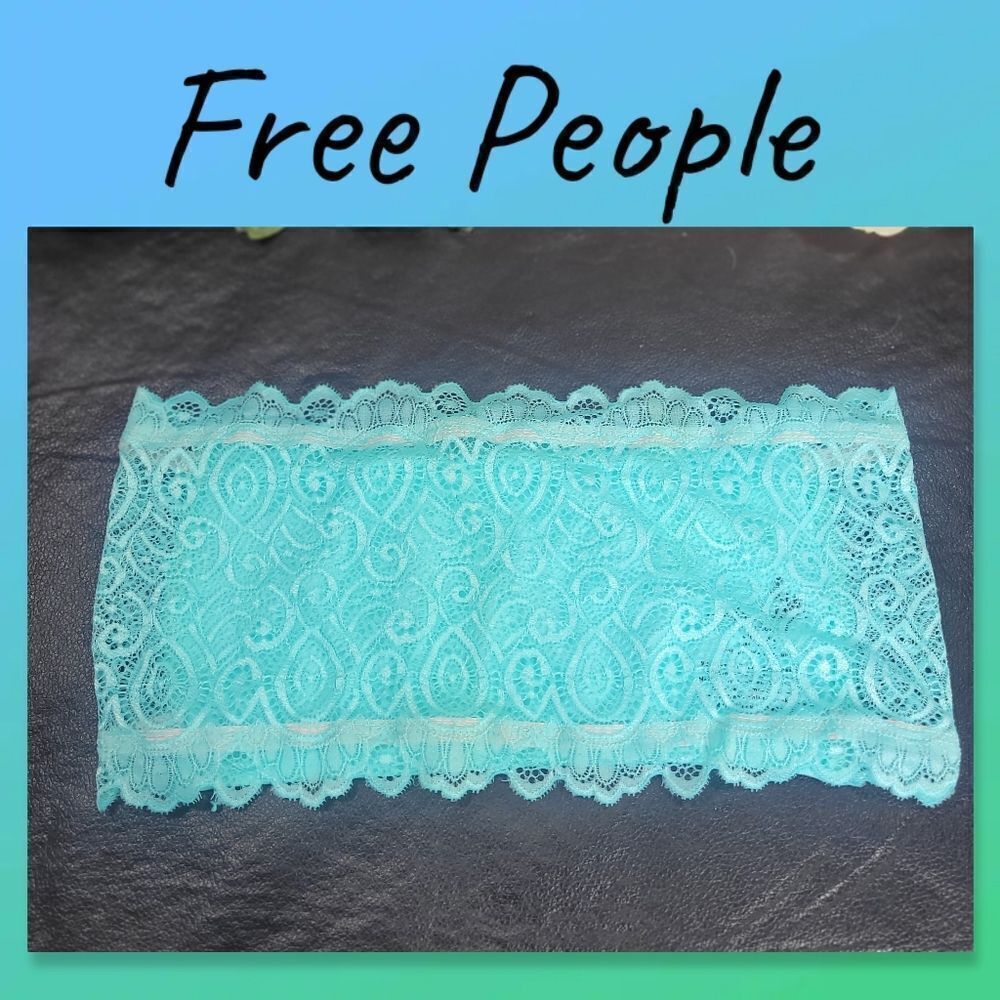 NWOT Free People Lace Bandeau Bra